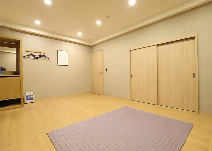 부산 녹천온천호텔 호텔